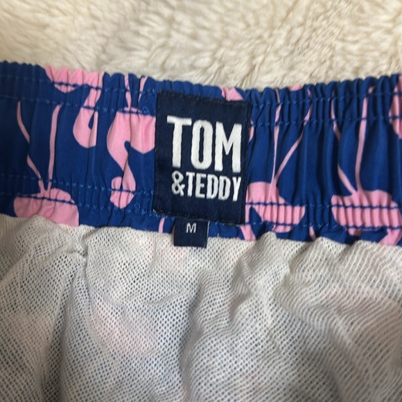 EUC Tom & Teddy Men’s Flamingo Medium Swim Trunks - Picture 4 of 7